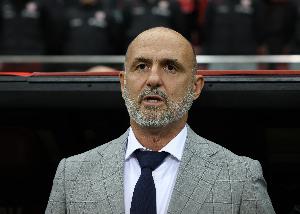 不太出名媒体人：普罗别日和拉巴迪亚入围国足主帅最后名单