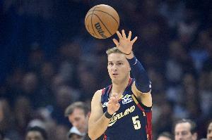 阿特金森：梅里尔能做很多事情 他让我想起了乔·哈里斯