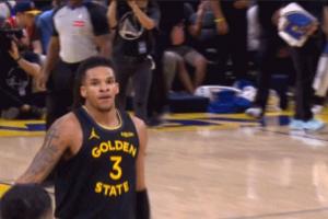 真是个宝贝！理查德预判抢断 反击举火烧天上篮打停步行者