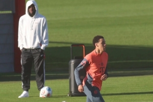 图片报：穆西亚拉首次恢复有球训练，戴维斯很快就能参加合练