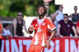 图片报：拜仁17岁小将因违反夜间管理条例，被送回老东家