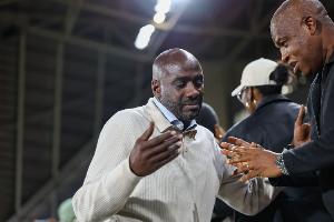 加纳主帅赛前：有多名旅欧球员的日本队很强，正在认真研究他们