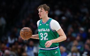 弗拉格：我们没给球迷太多值得欢呼的表现 但他们始终支持我们