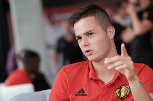 意媒：国米旧将范赫斯登左膝前交叉韧带断裂，生涯第3次重伤