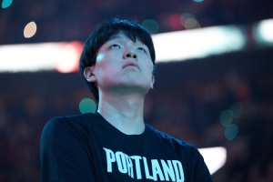 马健：杨瀚森被下放估计会是常态 他需要屏蔽一切与篮球无关的事