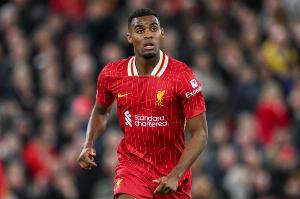 随队记者：利物浦正推动续约迈巴赫组合，提供与其价值相符的合同