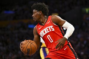 乌度卡：能拥有我们阵容这些球员是一种奢侈 总有人能够顶上