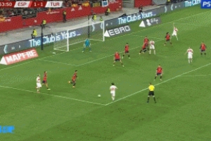 难道说？厄兹詹禁区外远射破门，土耳其2-1反超西班牙！